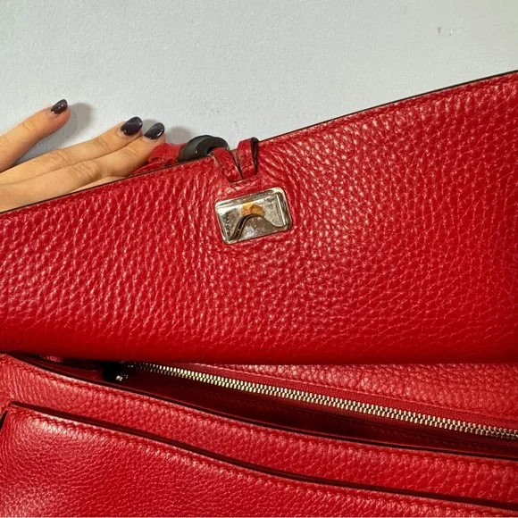 Gucci Women's Bamboo Daily Red Leather Flap Shoulder Bag - Picture 6 of 16